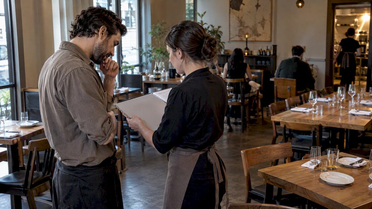 Set Your Waitlist vs Reservations Mix in Four Weeks for Restaurants